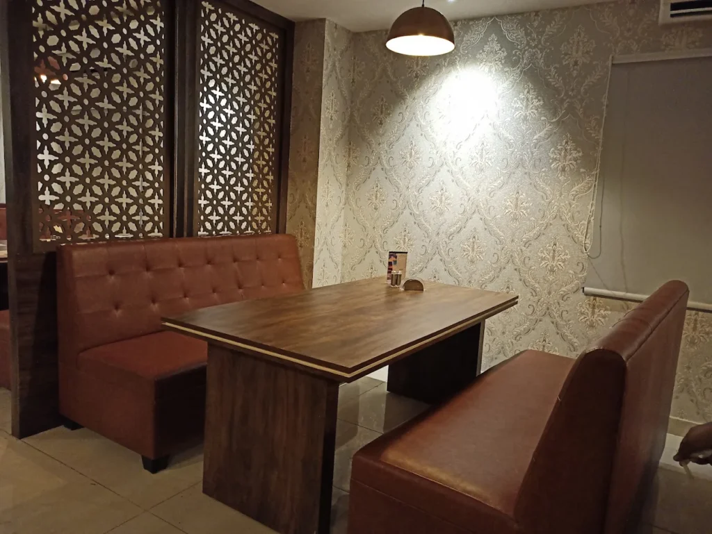 Kritunga Restaurant 